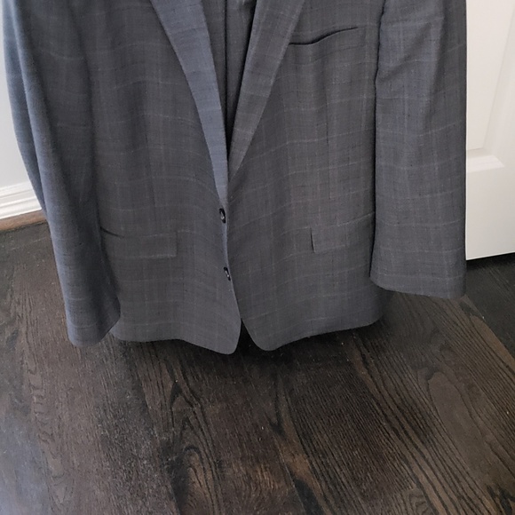 Tommy Hilfiger suit